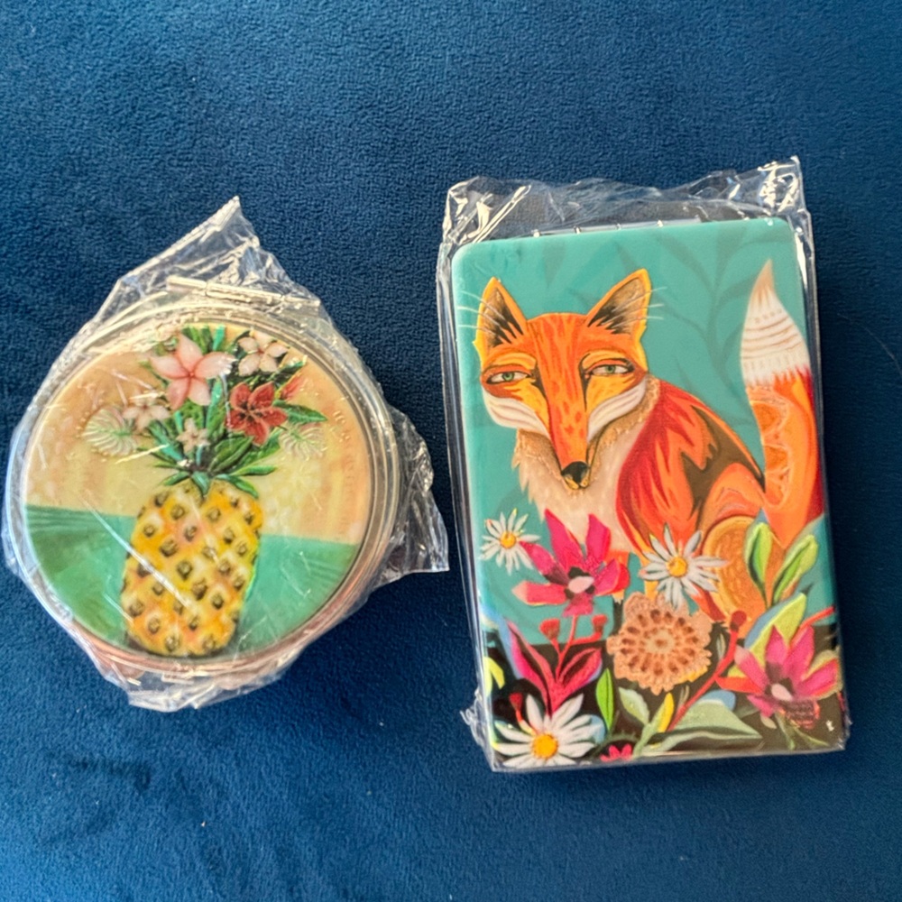 FREE w/purchase of 2 or more items! Fox Mirror and Pineapple Pill box NEW